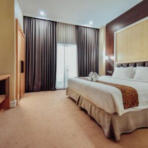 Surabaya Suites Hotel Powered by Archipelago
