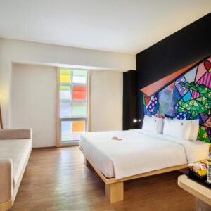 MaxOneHotel Tidar SurabayaBuka di window baru